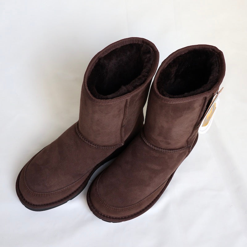 UGG Sheepskin Lorne Classic Short