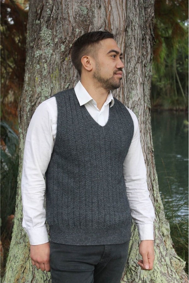 Vest Men Pullover Possum Merino General Lothlorian Charcoal M 